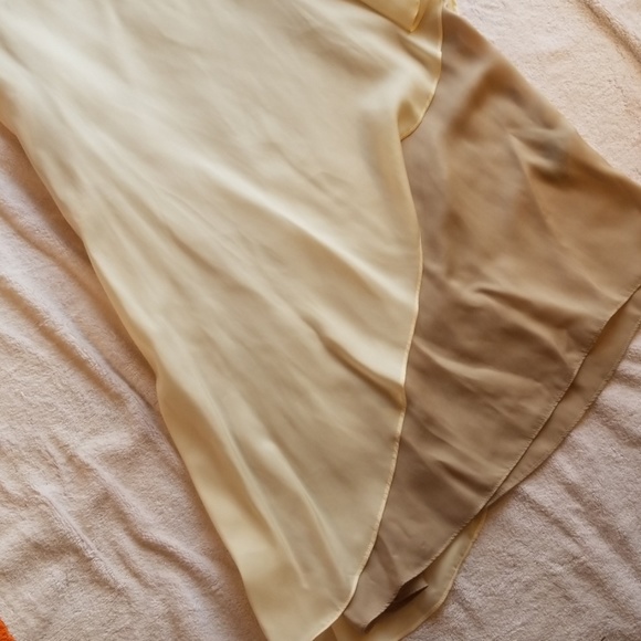 NWOT Asymmetrical ruffle dress - Picture 2 of 5